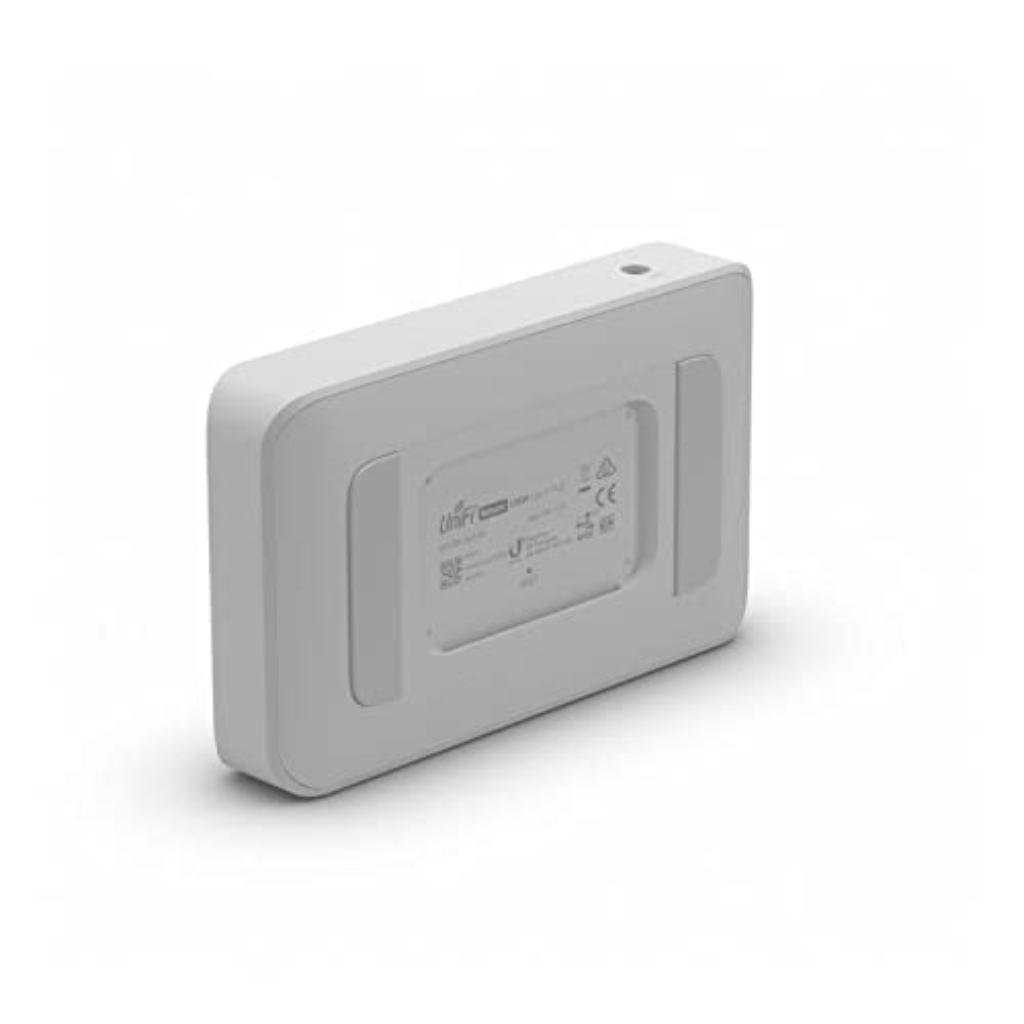 Ubiquiti UniFi Switch Lite 8-Port Layer 2 PoE Managed Switch with Silent Fanless Cooling