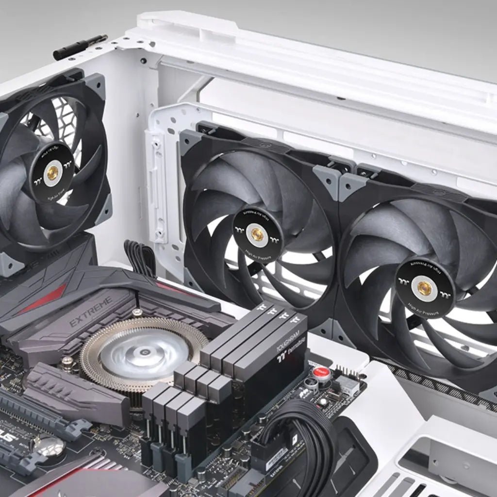 Thermaltake SWAFAN GT14 140mm High-Performance PWM CPU Cooling Fan (CL-F157-PL14BL-A)